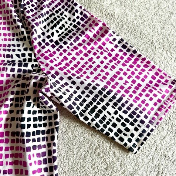 NWOT JoFit Women's Scallop Hem V-Neck Active Athletic Collared Polo - Picture 4 of 10